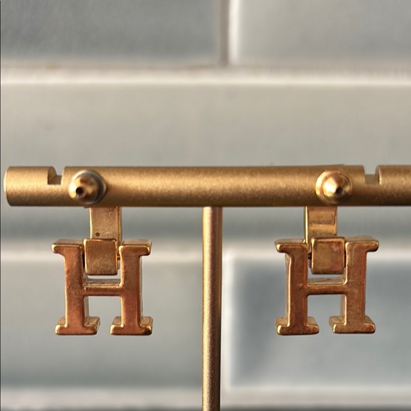 Carolina Herrera Gold tone CH Earrings - Picture 6 of 11